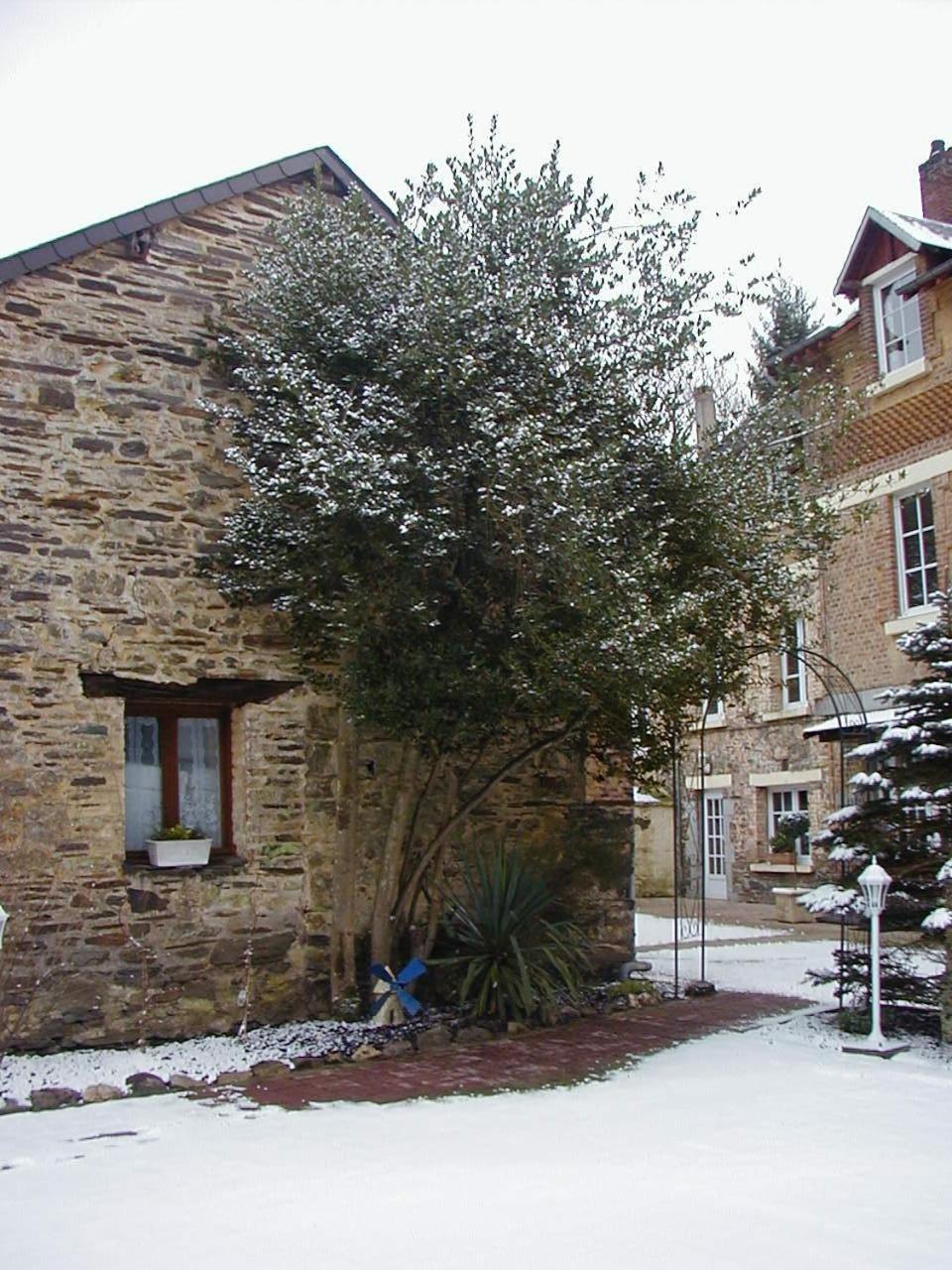 Haybes Hotel Ermitage Du Moulin Labotte מראה חיצוני תמונה
