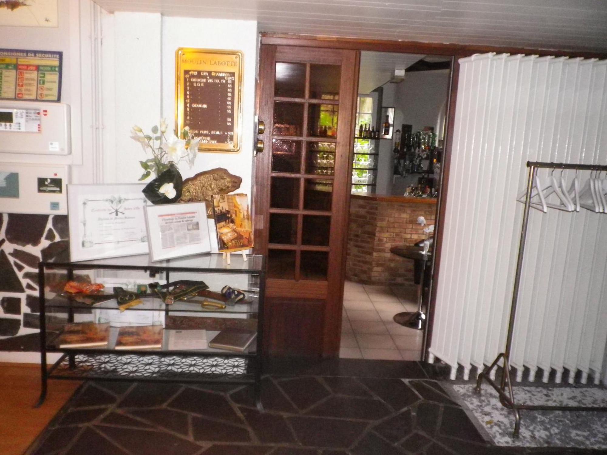 Haybes Hotel Ermitage Du Moulin Labotte מראה חיצוני תמונה