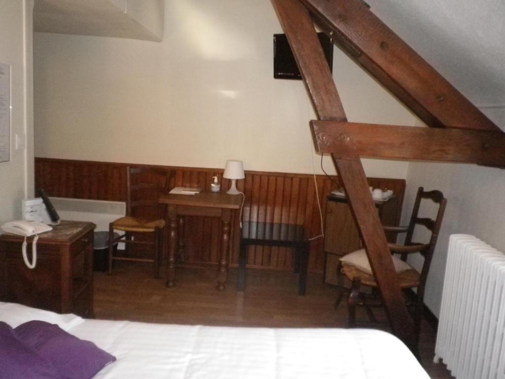 Haybes Hotel Ermitage Du Moulin Labotte חדר תמונה
