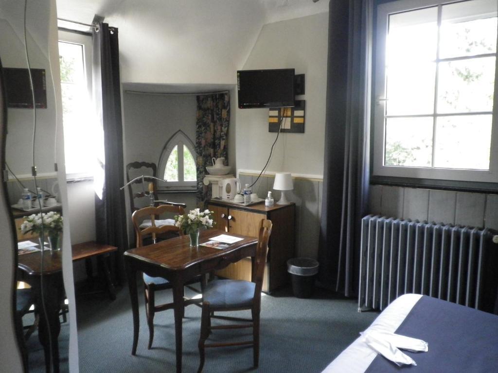Haybes Hotel Ermitage Du Moulin Labotte חדר תמונה
